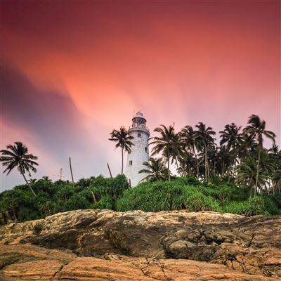 Leuchtturm bei Sonnenuntergang